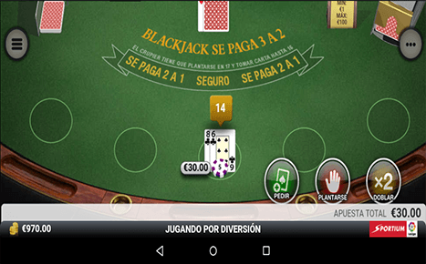Cambio de pantalla entre app y tabla de estrategias de Blackjack