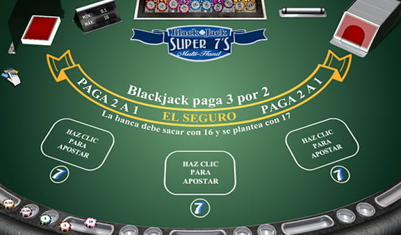 Vista general de una partida de Blackjack Super 7s multimano.