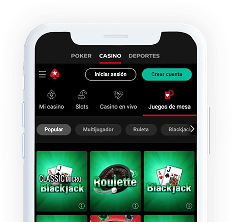 Un móvil con la página web de PokerStars en la pantalla