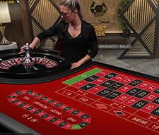 Ruleta en vivo con crupier en directo en el casino online Canal Bingo.