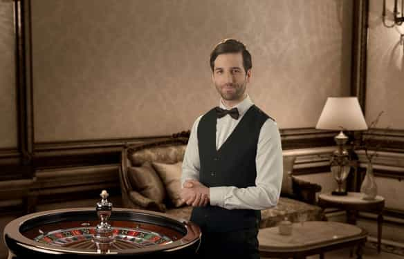 Ruleta Real desarrollada por Real Dealer y partidas guiadas por el crupier Tomás