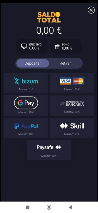 Cajero de un casino online con Mastercard.
