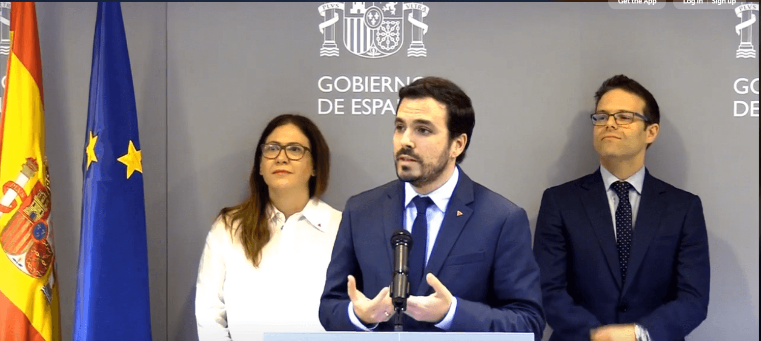 El ministro de Consumo Alberto Garzón durante la rueda de prensa para anunciar el nuevo proyecto de Real Decreto sobre publicidad del juego.