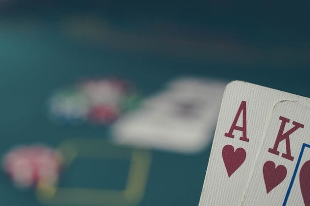 Pareja de cartas de póker.