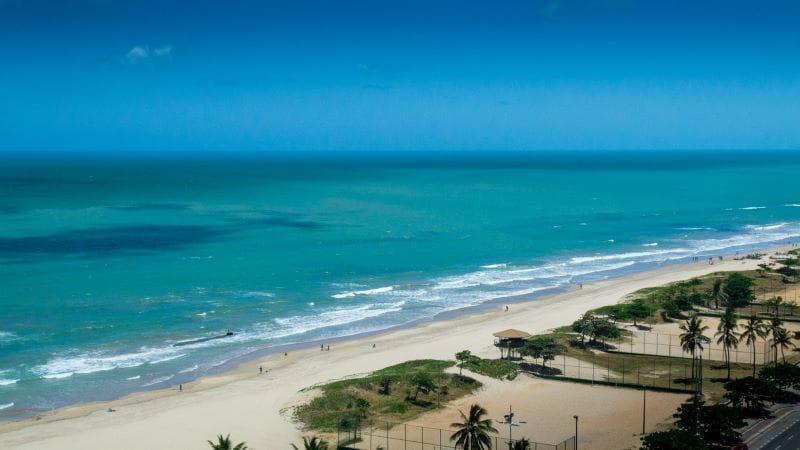 Paradisiaca playa en Recife, Brasil.