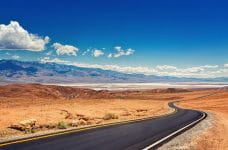 Carretera en el Valle de la Muerte, Las Vegas.
