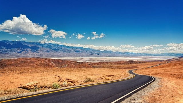 Carretera en el Valle de la Muerte, Las Vegas.