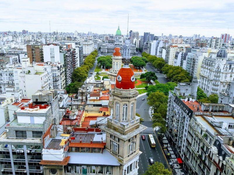 Paisaje urbano de la Ciudad Autónoma de Buenos Aires.