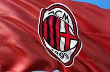 Bandera del club de fútbol AC Milán.