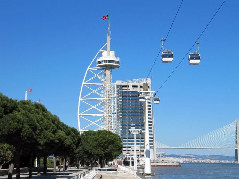 Torre Vasco da Gama en el Parque de las Naciones, Lisboa.
