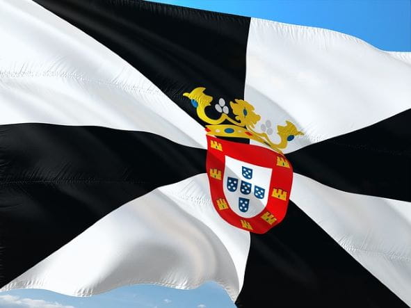 Bandera de Ceuta.