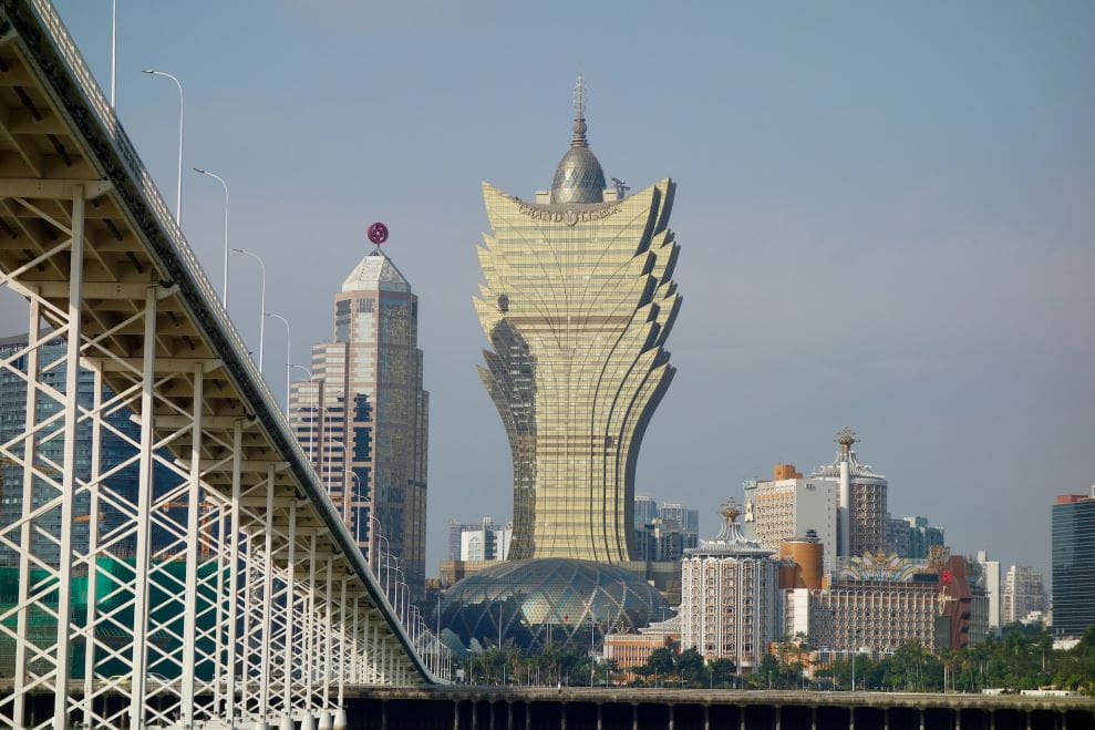 Macao, península y hotel-casino Grand Lisboa.