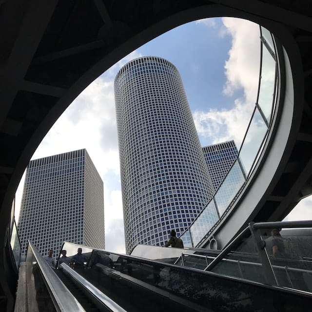 Edificio corporativo en Tel Aviv, Israel.