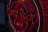 Letrero corpóreo luminoso con el logotipo de Hard Rock Tarragona.