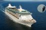 Crucero de casino navegando con detalle de policías a bordo, aludiendo a la deuda y problemas legales