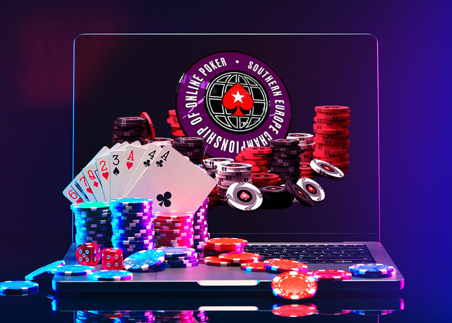 Mesa de póker online con fichas y cartas, con el logo del campeonato SECOOP de PokerStars.