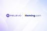 Logotipos de Relevo y iGaming.com sobre un fondo degradado en tonos morados